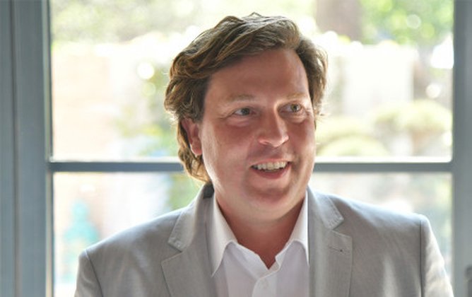 Weniger als ein Jahr: Gesamtredaktionsleiter Schrom verlässt ServusTV