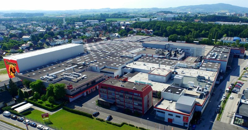 Batteriehersteller Vom Autobatterie-Hersteller zum Energiespeicher-Spezialisten: Banner forciert strategischen Wandel