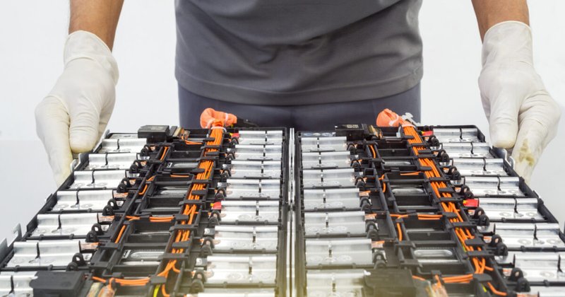 Lithium Mangel Elektroautos Lithium-Knappheit droht: Studie warnt vor globalem Engpass durch Elektroauto-Boom