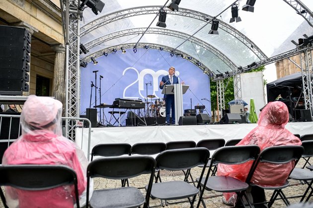 Weimer: Keine Kürzung öffentlicher Zuschüsse wegen Genderns