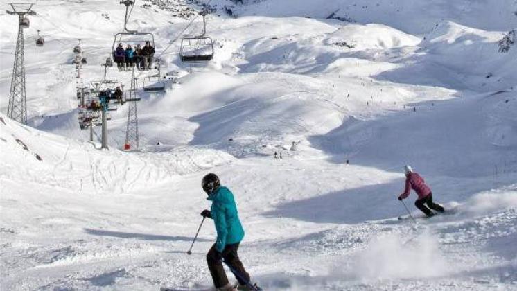 Reizthema Skifahren: Deutschland schäumt, Alpenländer bleiben cool