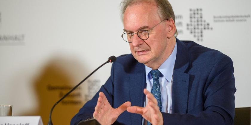 CDU-Bundesspitze statt Politik-Rente: Haseloff im Karriere-Hoch
