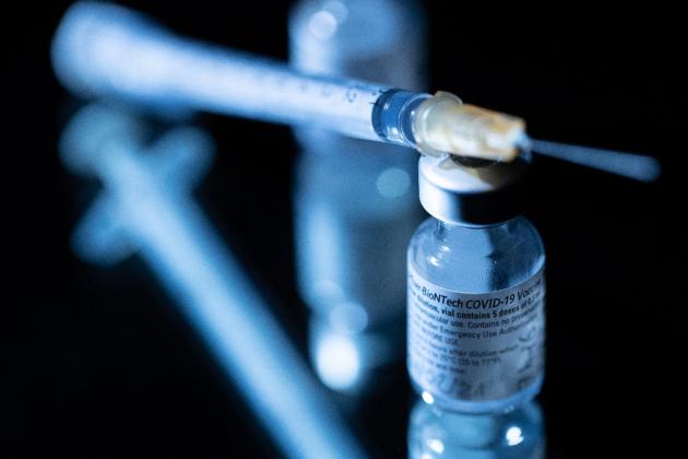 Vaccins Covid-19 : comptes d’apothicaire pour trouver la bonne dose