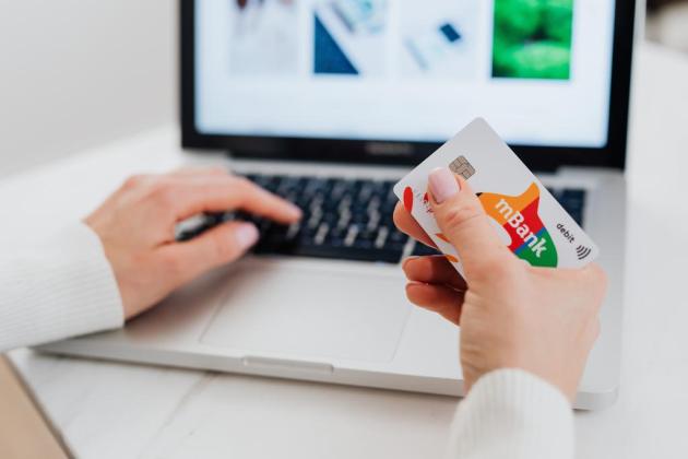 Bracing for the end of tax-free online shopping