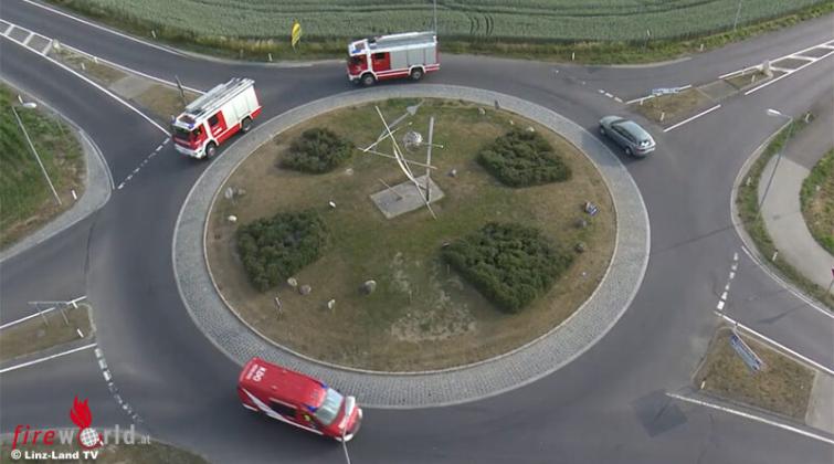 Sicherheitsfilm → Allg. Verhalten gegenüber Einsatzfahrzeugen und in der Rettungsgasse